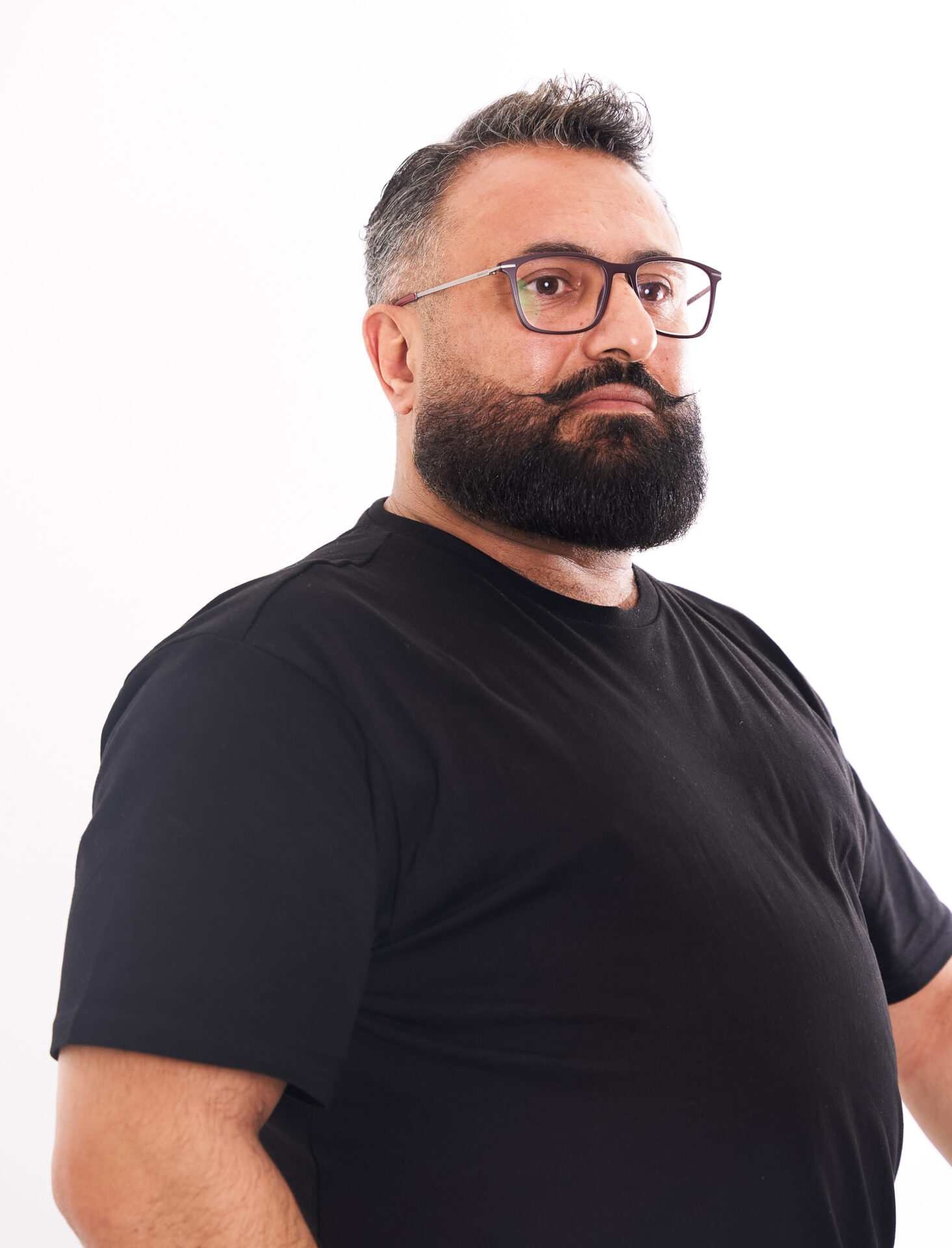 Omar profil 3